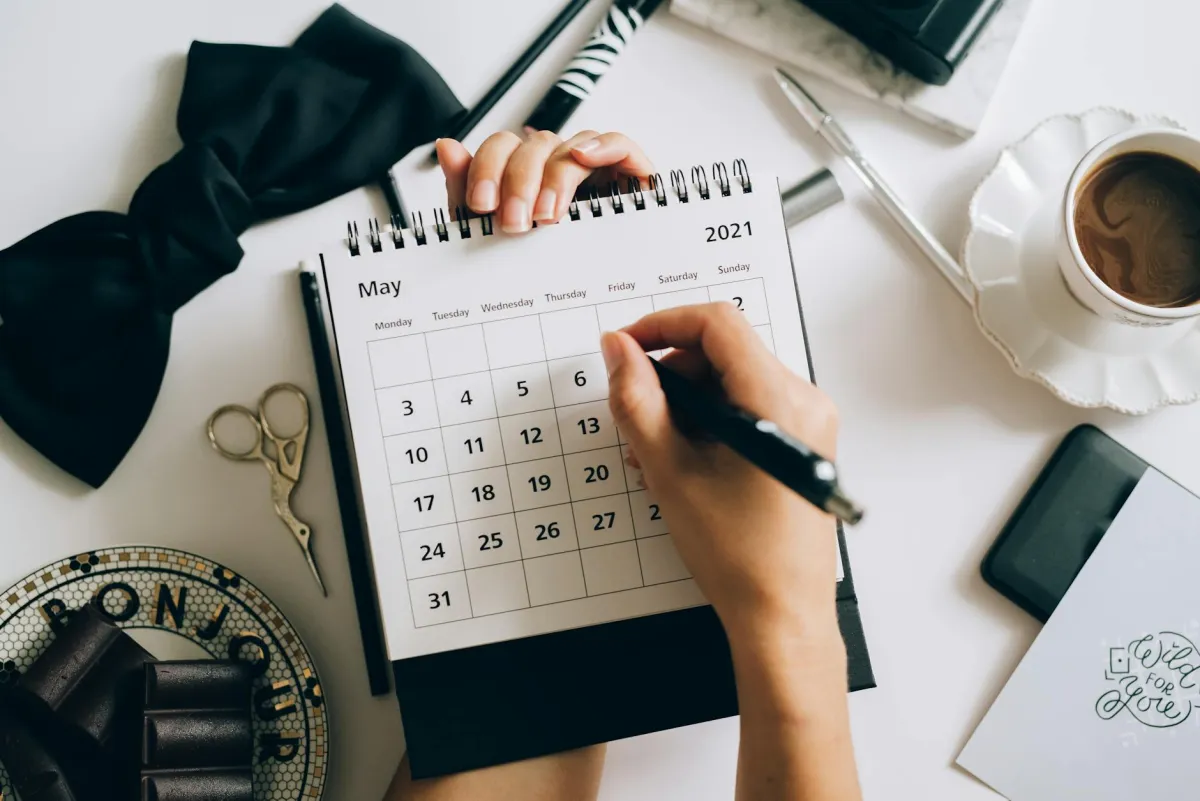 WordPress appointment booking plugin features comparison showing calendar, payment options, and notification settings